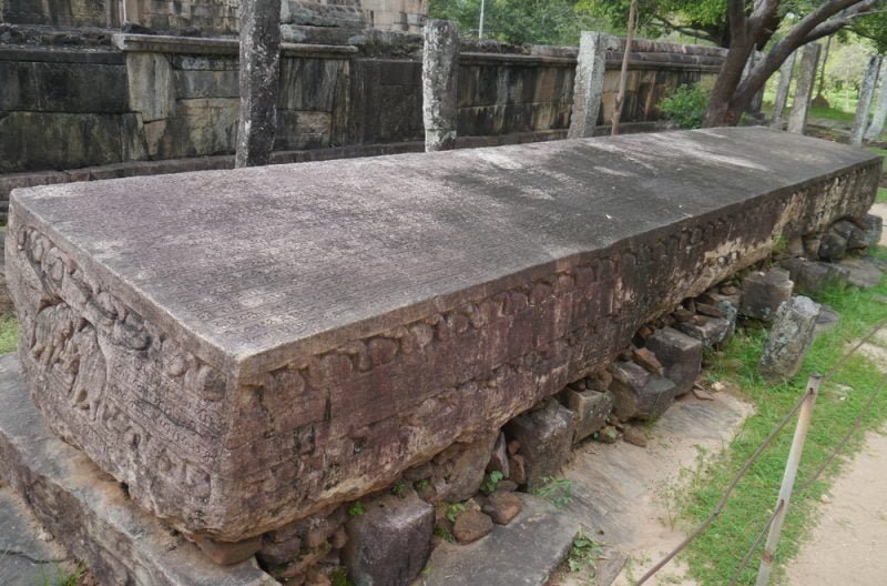 Stone Book, Polonnaruwa