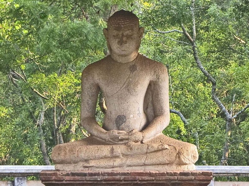 Samadhi Statue, Anuradhapura