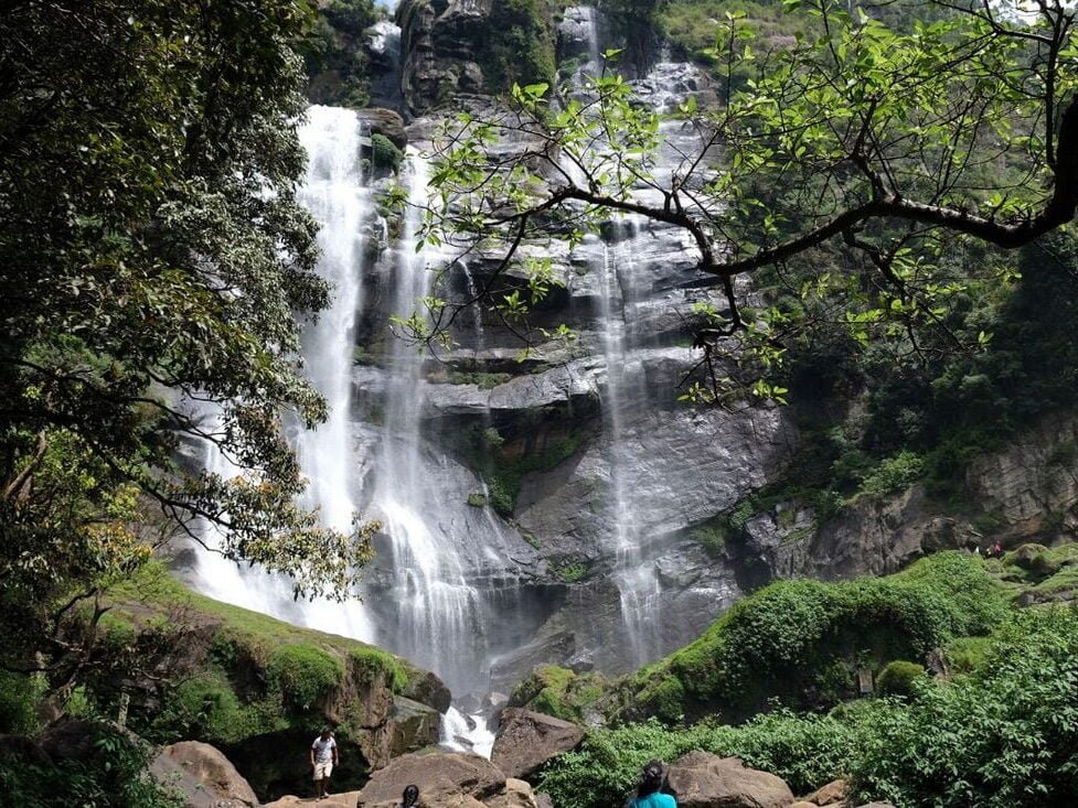 Bomburu Falls, Nuwaraeliya